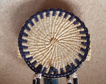 Unique Round Circle Handwoven Organic Straw/Raffia Avec sac à poignée en cuir authentique.
