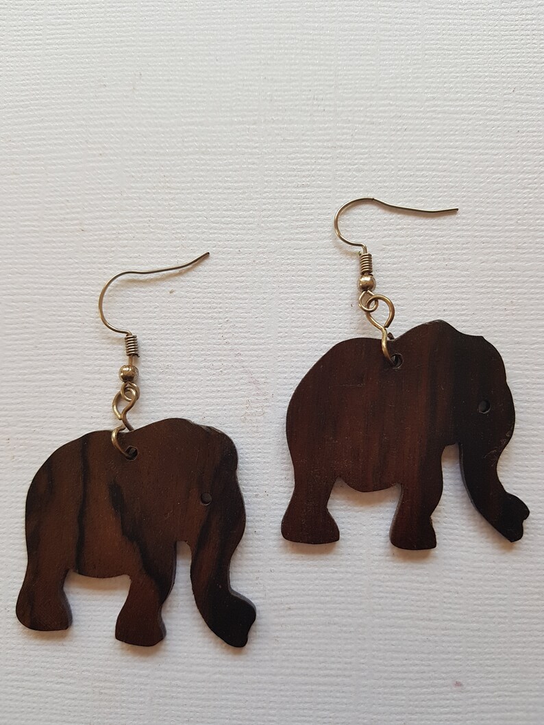Wooden Elephant Earring Pair Image 0