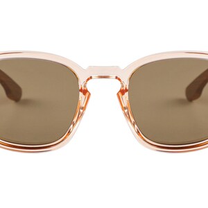 Byron-zonnebril van BUKO met houten armen en UV400 gepolariseerde lenzen afbeelding 9