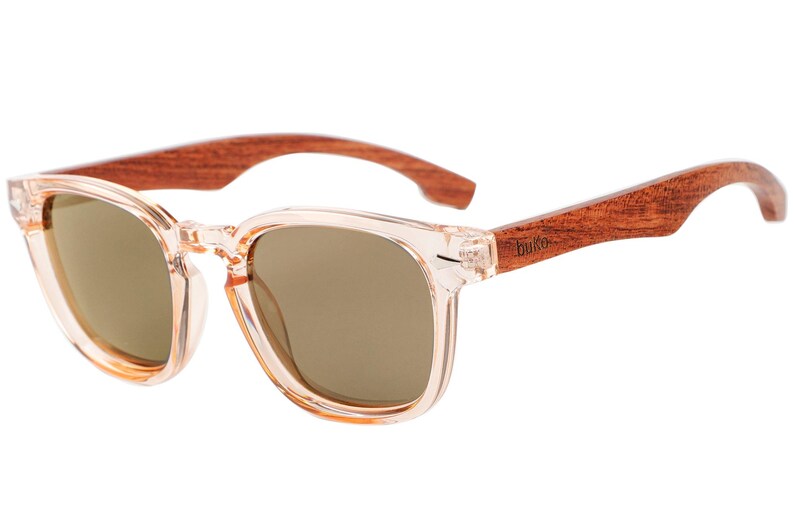 Byron-zonnebril van BUKO met houten armen en UV400 gepolariseerde lenzen Rosé