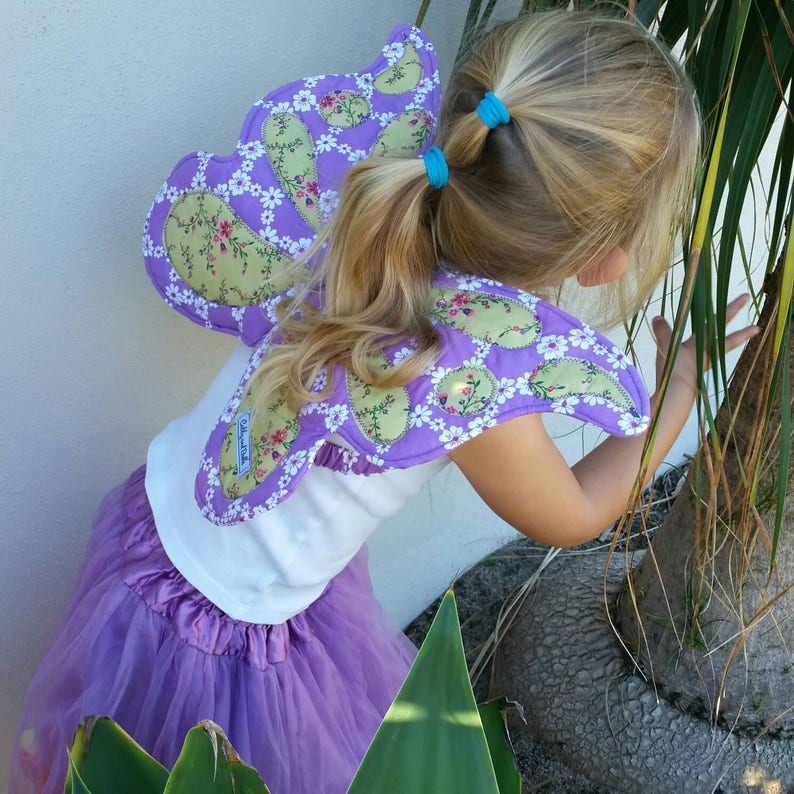 Wearable butterfly wings