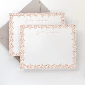 Ensemble de papeterie personnalisée avec pétoncles - Ensemble de cartes de correspondance florales - Carte de correspondance plate avec jolies fleurs - Cadeau pour elle - Lot de 16