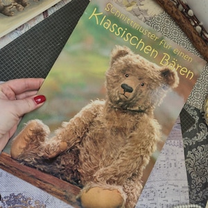Vintage German Teddy Bear Pattern Magazine, Physical Printed Book, Classic Teddy Sewing Pattern, German Craft Magazine, NOT Digital