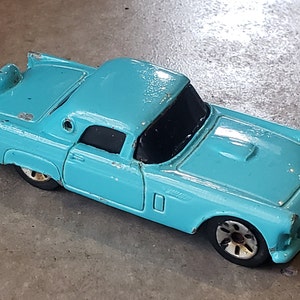 Vintage Maisto 1956 Ford Thunderbird
