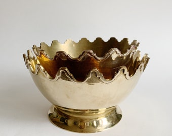 Vase Bohemian Decor with Handle Fruit Bowl Vintage Pedestal Brass Bowl Planter Display Centerpiece Basket