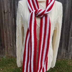 Red/White Crochet Scarf image 5