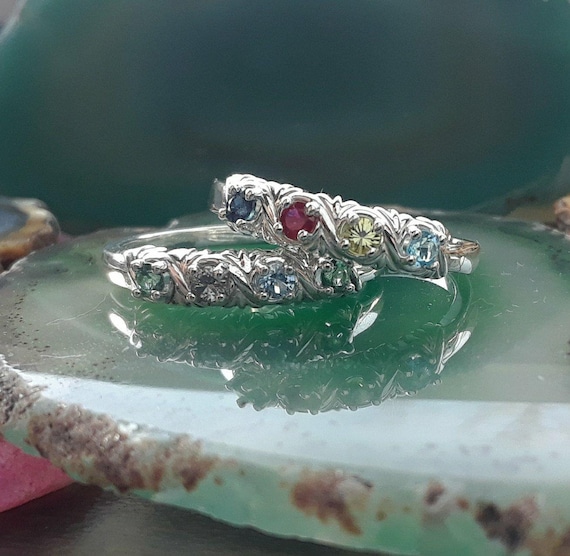 Color stone store family ring