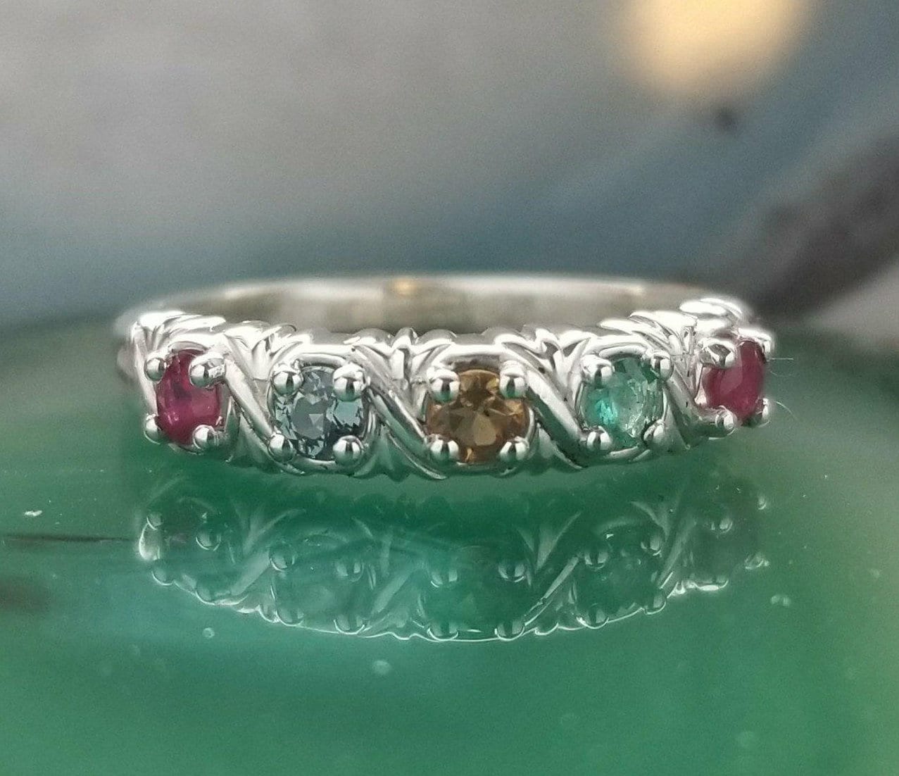 Mothers Ring. Family Ring. Grandmothers Ring. 6 Stones. 5 Stones