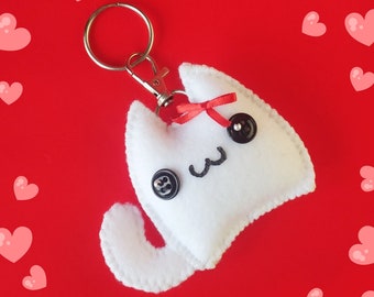 Porte-clés en peluche chat blanc arc rouge mignon Kawaii & breloque de sac, accessoires de chat en peluche Kawaii mignon, 3 pouces de hauteur x 3 1/2 pouces de large