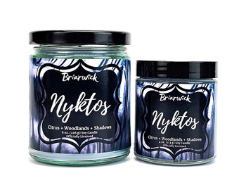 Vela Nyktos - Con licencia oficial de Blood and Ash & Shadow in the Ember - Vela vegana de soja