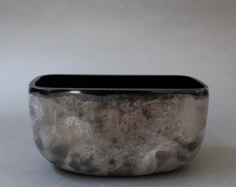 Italian Vintage Murano Glass 'Scavo' Vase by Alfredo Barbini (circa 1970s)