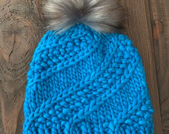 Women’s Knit Winter Hat/Women’s Knit Beanie