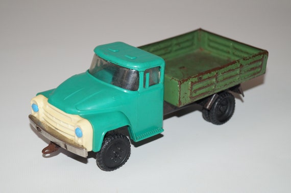old toy cars