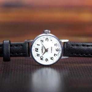 Chaika watch Vintage Ladies Mechanical watch Original Retro watch Gift for her Good working condition 1970-80s