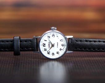 Reloj Chaika Reloj mecánico vintage para mujer Reloj retro original Regalo para ella Buen estado de funcionamiento Década de 1970-80