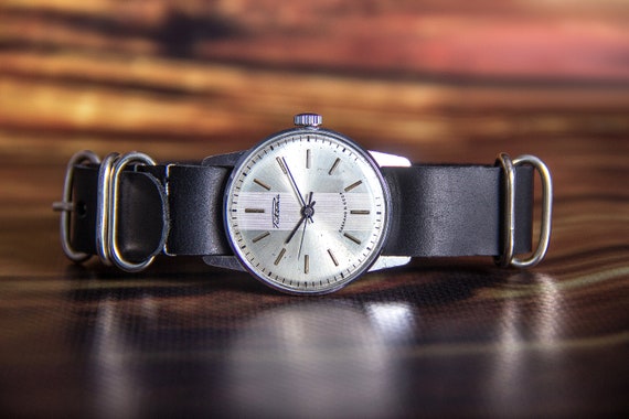 Raketa watch Mechanical watch Original watch Sovi… - image 1