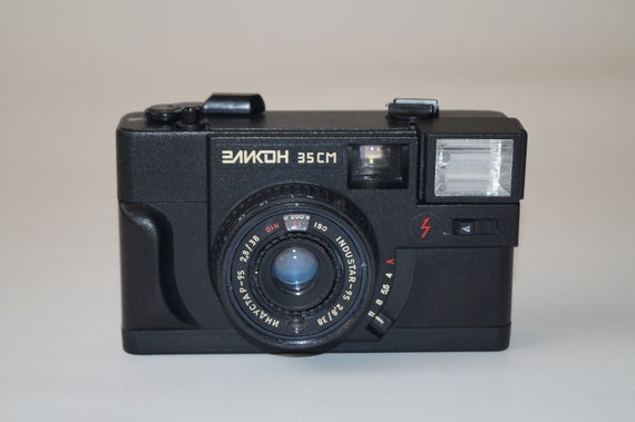 Elikon-Autofocus Retro camera USSR camera Soviet camera Old camera 35mm film Photo camera Antique camera 35mm film camera Autofocus camera