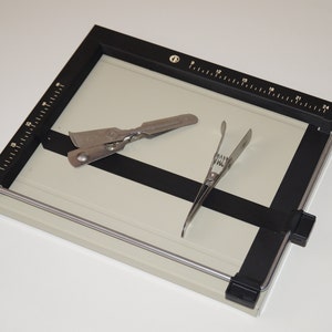 Adjustable frame Retro photo easel Photography Photography easel Easel darkroom Easel photography Masking frame Photo enlarger Old camera