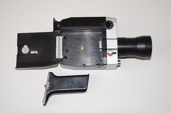 ソ連製１９７０年代のカメラ ヴィンテージスタートカメラ：35mm一眼レフ、コレクターズ