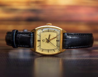 Luch watch Vintage Ladies Mechanical watch Original Retro watch Gift for her Good working condition 1960-70s