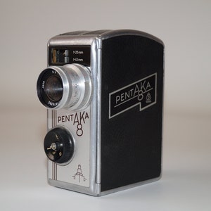 German movie camera Pentaka 8 Collectible camera Pentaka 8 camera Old movie camera Made in Germany Vintage movie camera Old camera image 2