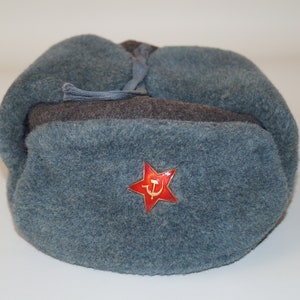 Vintage vinter Ushanka hatt sällsynt 1980-tals retro herr fuskpäls klaffar keps samlarkläder grå kallt väder tillbehör teater rekvisita idé