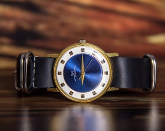 Luch watch Mechanical watch Original watch Made in ussr Collectible watch Gift for him Rare slim watch USSR watch Vintage watch