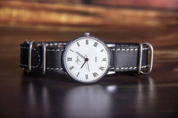 Montre Luch Montre m canique Montre sovi tique Montre r tro