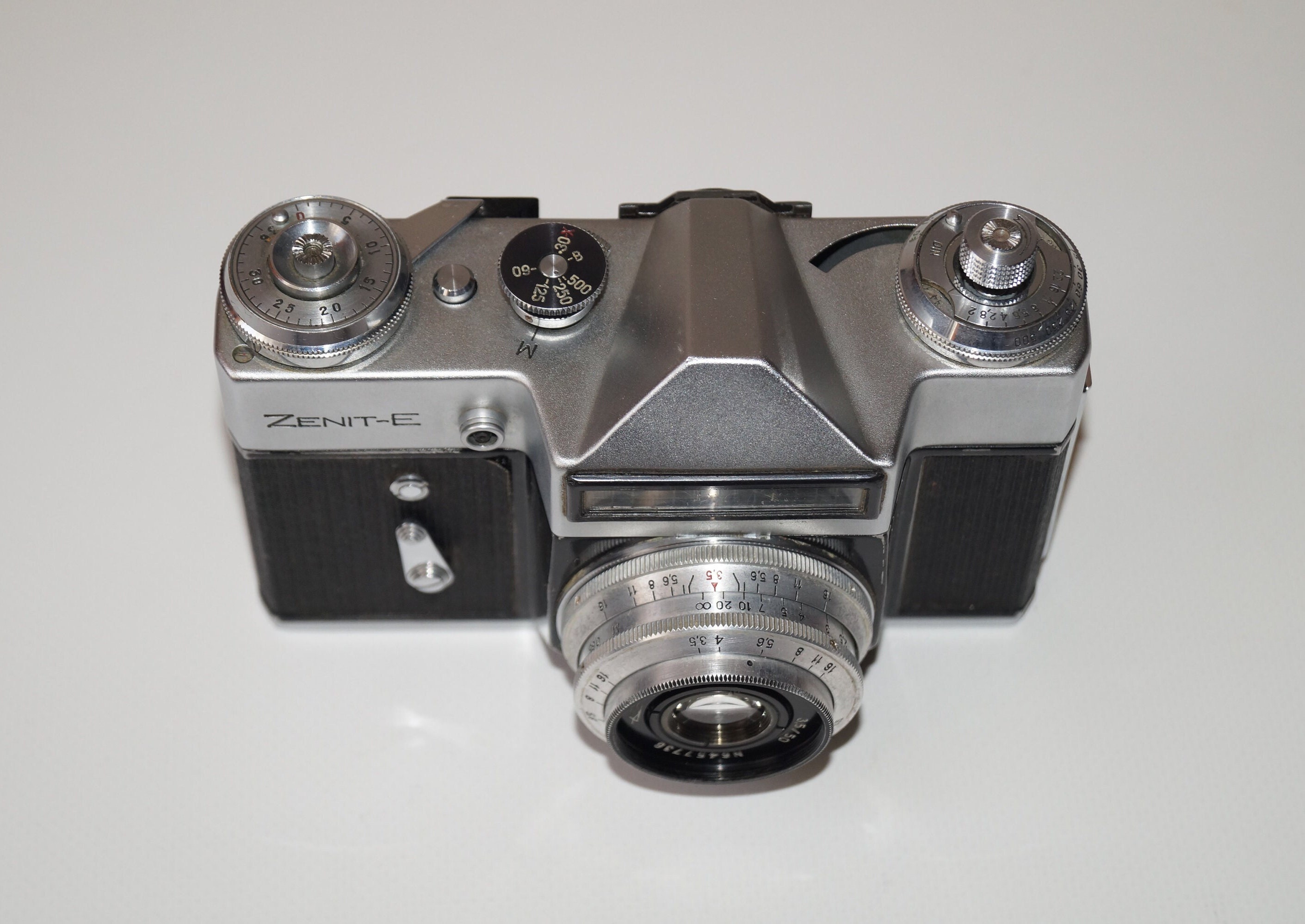 Urgent - appareil photo zénith sniper fs-12 coffret étui à Caderousse