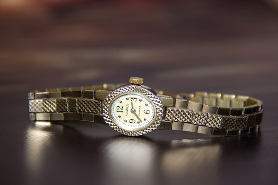 Chaika watch Ladies watch Mechanical watch Soviet