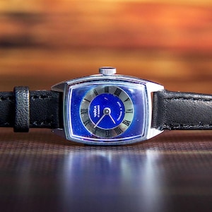 Chaika watch Vintage Ladies Mechanical watch Original Retro watch Gift for her Good working condition 1960-70s