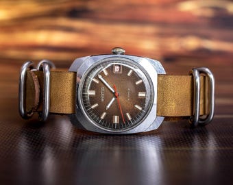 East watch Vintage mechanical Rare 70s retro mens watch Collectible original working watch hand wind 18J cal 2214 luxury dress Gift for him