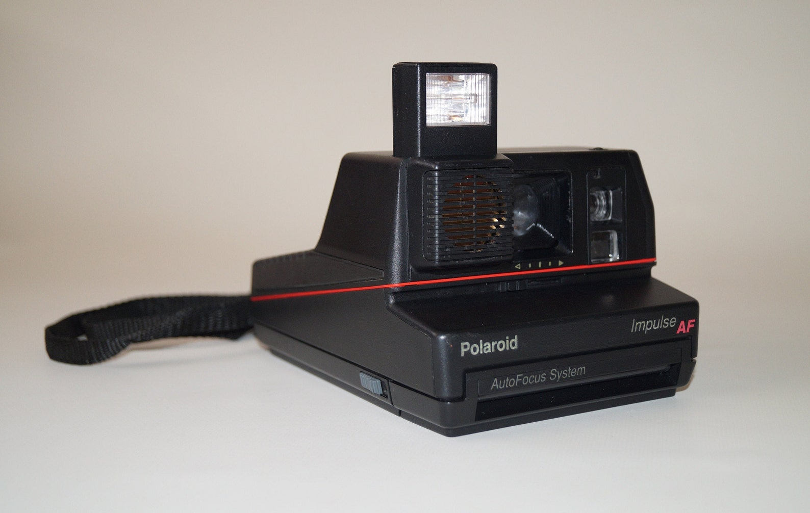 Polaroid Impulse AF 600 Film Type Retro Photocamera Polaroid Etsy Polaroid Impulse AF 600 Film Type Retro Photocamera Polaroid Etsy