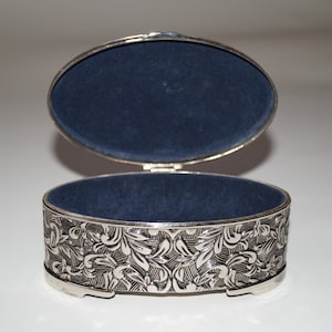 Old jewellery box Metal boxes Old jewelry box Vintage jewelry box Rare jewelry box Ring box Antique wedding Antique box Jewelry boxes