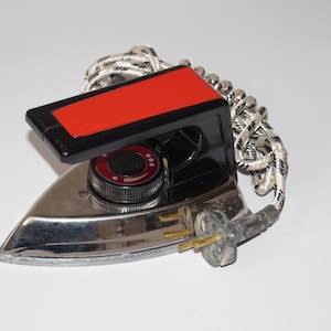 Vintage Bügeleisen Reisebügeleisen Arbeitsbügeleisen Retro Bügeleisen Kleines Bügeleisen Elektrisches Bügeleisen Altes Bügeleisen Original Bügeleisen Sammler Bügeleisen Geschenk für Schwester