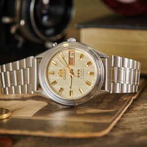 Orient watch Japan watch Vintage watch Automatic watch Mechanical watch Original watch Rare watch Mens wristwatch Retro wristwatch