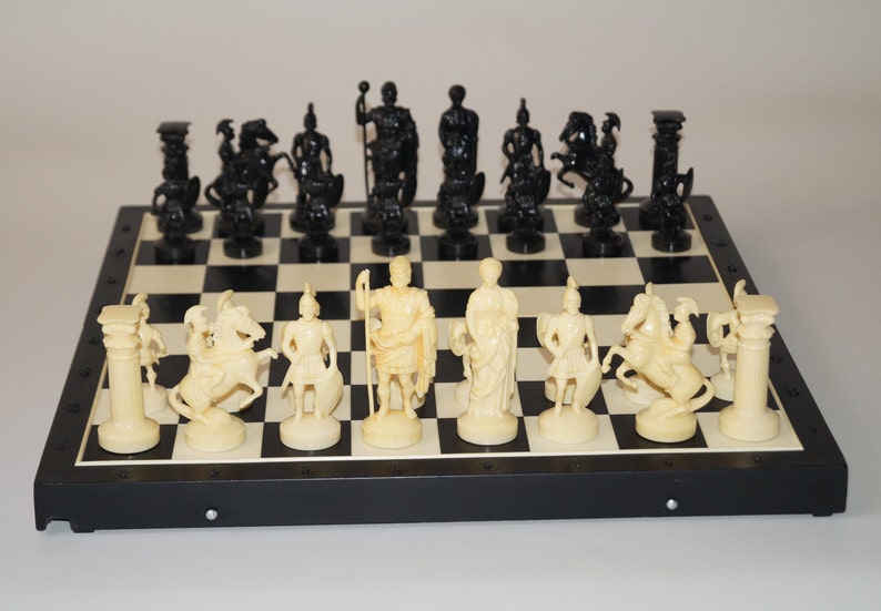 Chess with defects Plastic chess Soviet chess USSR chess Retro game Soviet chess set Plastic game Board game Collectible chess Vintage chess image 3