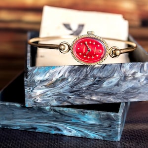Chaika - bracelet watch (New watch) Vintage Ladies Mechanical watch Original Retro watch Gift for her Good working condition 1970s
