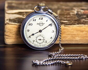 Orologio da tasca Orologio meccanico Orologio sovietico Vecchio