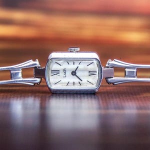 Beam Vintage mechanical Rare 1990s Ladies watch Collectible working hand wind 15J cal 1800 luxury dress metal bracelet Gift for her
