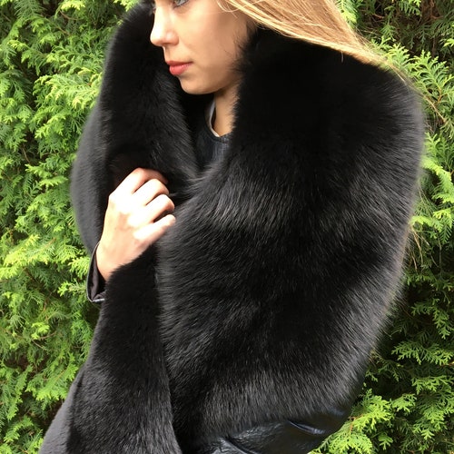 Double-Sided Black Fox Fur Stole Boa Collar 70' (180cm) Saga Furs