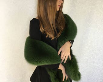 King Size Fox Fur Stole 78' (200cm) Saga Furs Green Fur Collar