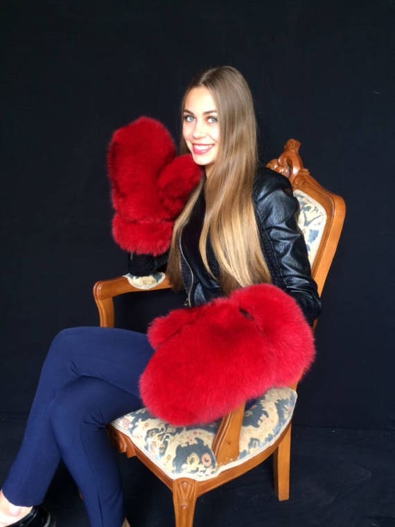 saga mittens