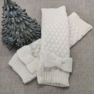Knitted white half finger/ fingerless gloves