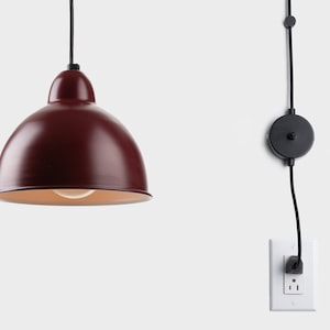 Pantalla de lámpara colgante enchufable minimalista Joel con interruptor de encendido/apagado burdeos
