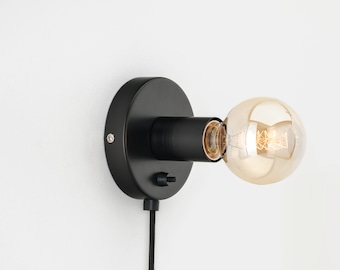 Ove Wall Sconce Black Plug-in On/Off Switch