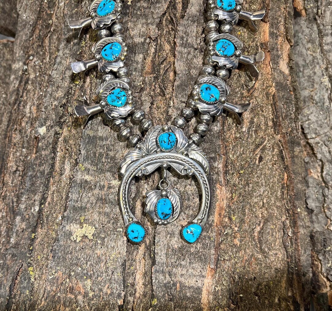 Vintage Navajo Kingman Mine Turquoise Sterling Silver Squash