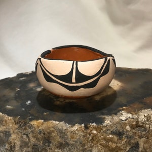 Vintage San Juan Pueblo Small Polychrome Pottery - Ione Tenorio