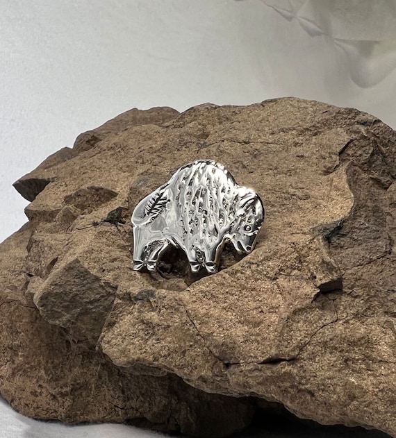Solid Cast Sterling Silver Bison Brooch - image 6