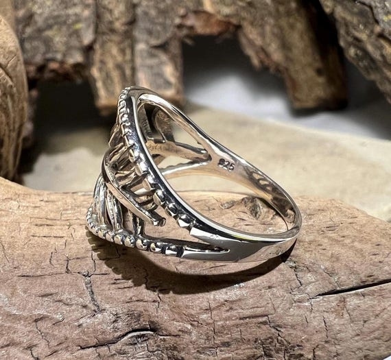 Leaf Openwork Design Sterling Silver Ring - Size 8 - image 7